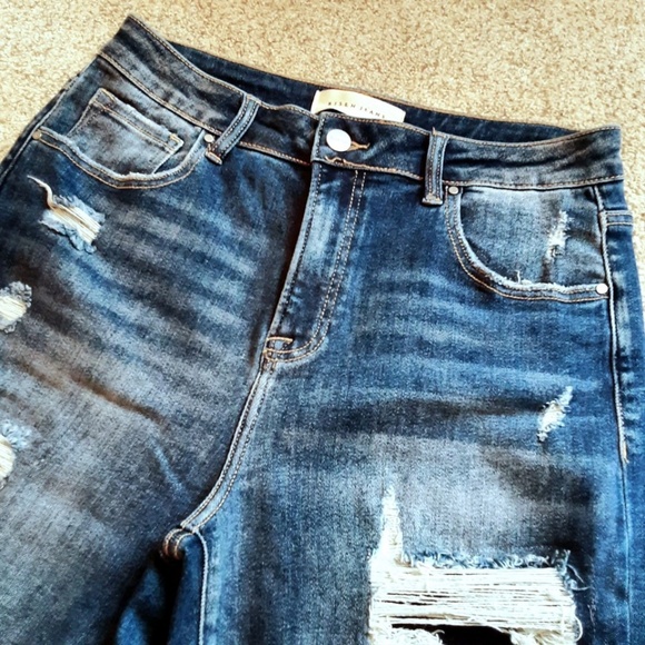 NWT Risen High-Rise Wide-Leg Crop Jeans 9/29 Patched Distressing RDP5716 - Picture 2 of 13